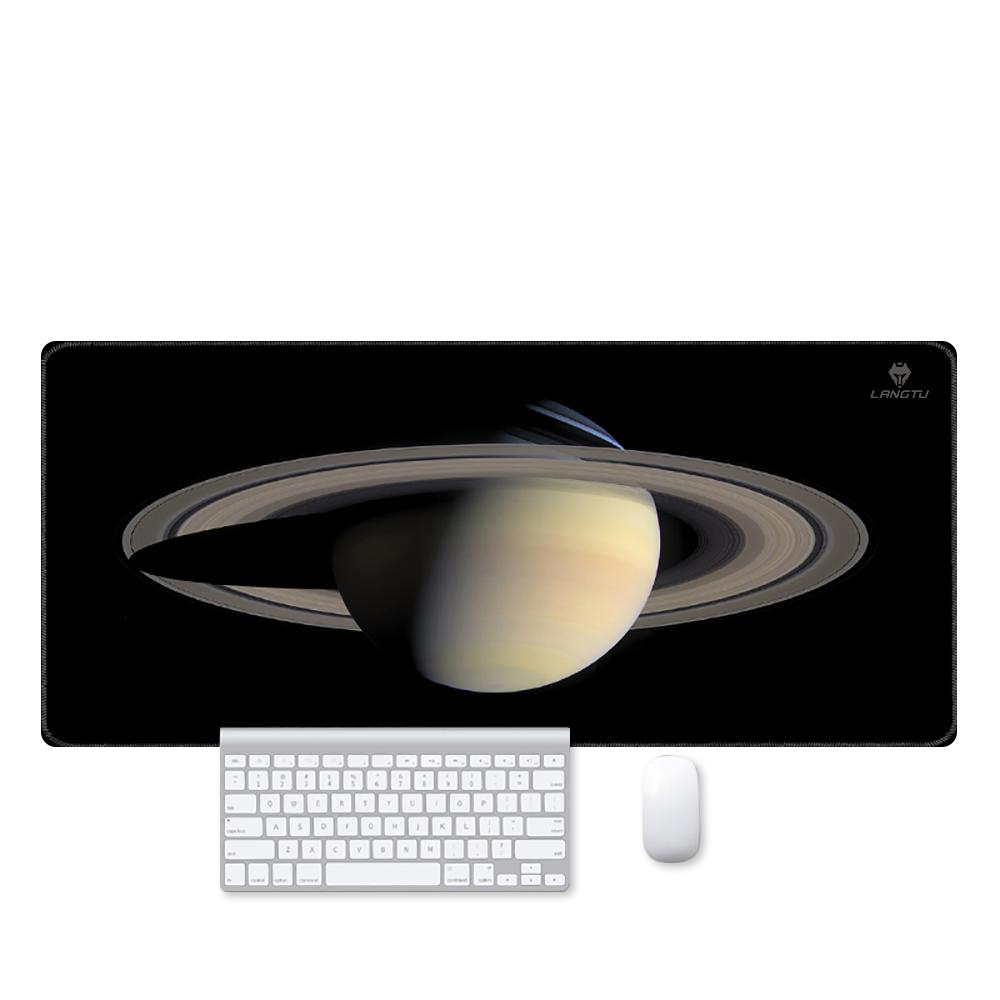 LANGTU Erweitertes XXXL-Mauspad mit Weltraummotiv, ft. Saturn